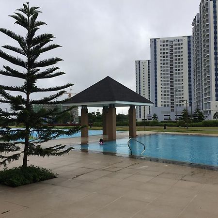 Wind Residence With View Of Taal Lake Tagaytay City Exterior photo